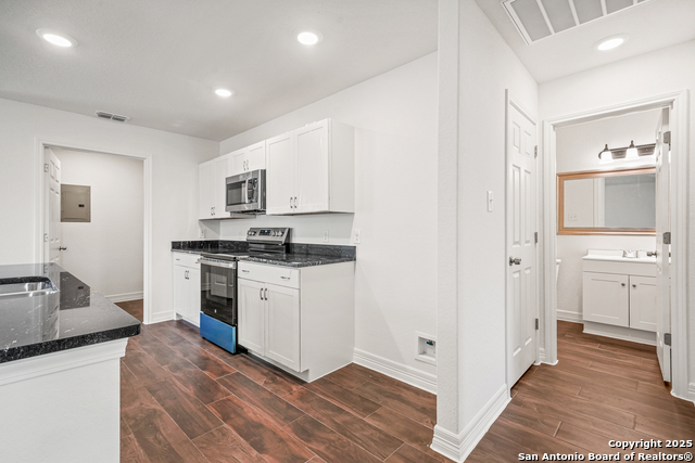 Image 8 of 24 For 250 Bundy