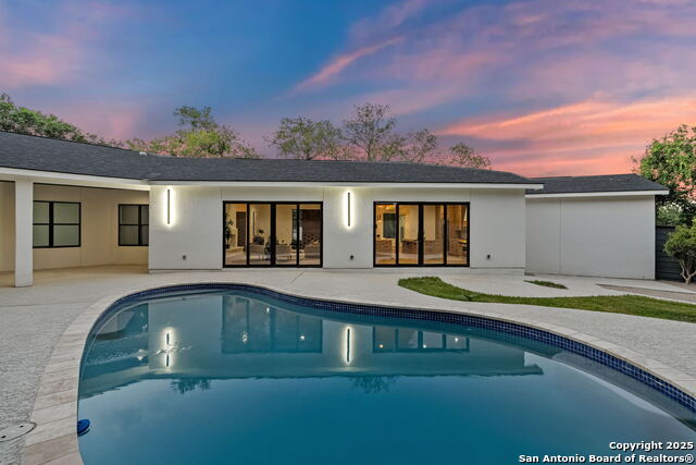 Image 32 of 39 For 718 Ridgemont Ave