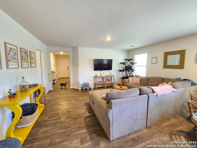 Image 11 of 20 For 6619 Dynamic Sound