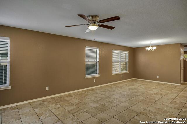 Image 13 of 32 For 1411 Hummingbird