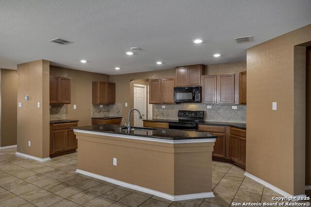 Image 8 of 32 For 1411 Hummingbird