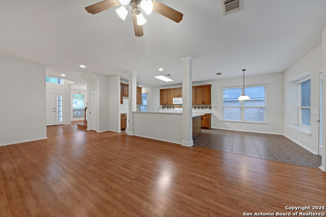 Image 14 of 36 For 20811 Encino Pebble