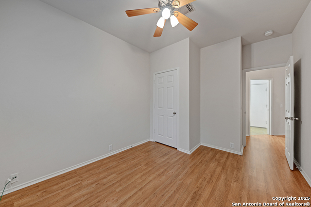 Image 24 of 36 For 20811 Encino Pebble