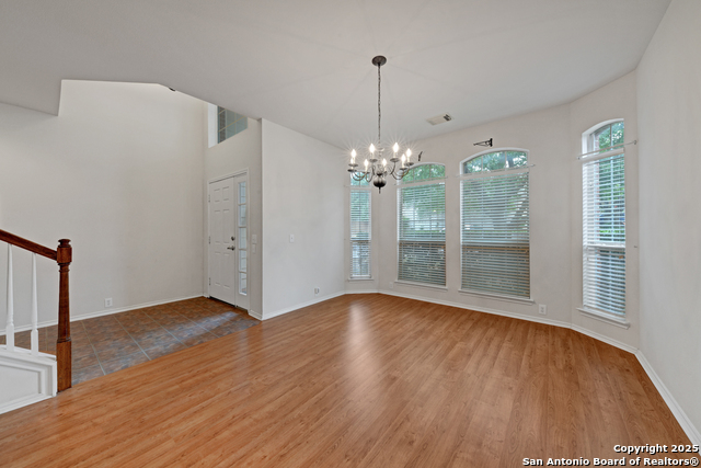 Image 25 of 36 For 20811 Encino Pebble