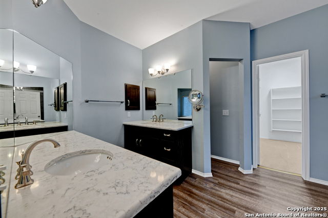 Image 30 of 36 For 20811 Encino Pebble