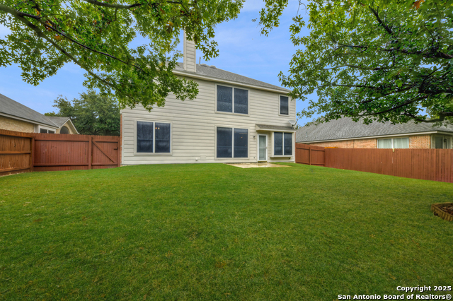 Image 36 of 36 For 20811 Encino Pebble