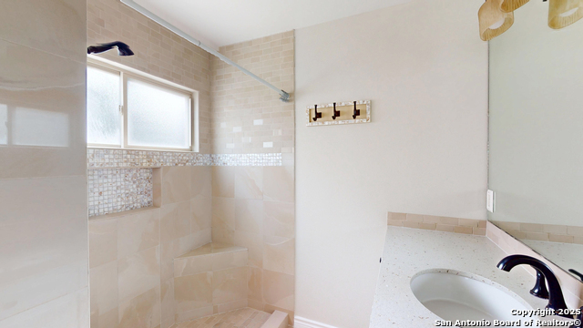 Image 26 of 31 For 13643 High Chapel