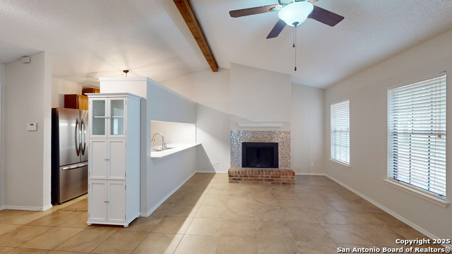 Image 9 of 31 For 13643 High Chapel