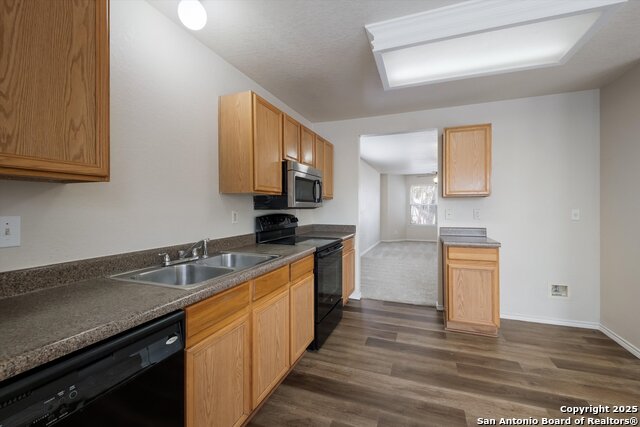 Image 9 of 22 For 7935 Morning Grv