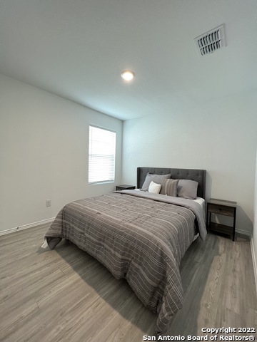 Image 13 of 49 For 8523 Grosbeak Cove