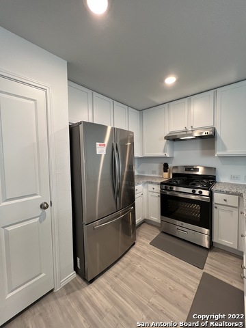 Image 23 of 49 For 8523 Grosbeak Cove