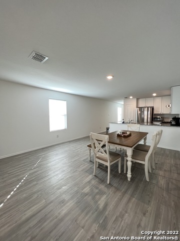 Image 35 of 49 For 8523 Grosbeak Cove