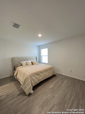 Image 39 of 49 For 8523 Grosbeak Cove