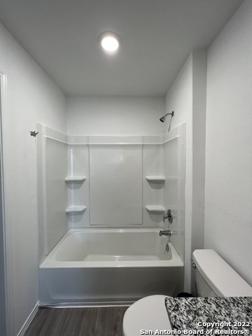 Image 43 of 49 For 8523 Grosbeak Cove