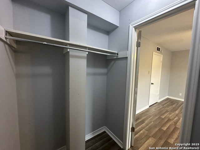 Image 10 of 25 For 8401 New Braunfels N 317 A