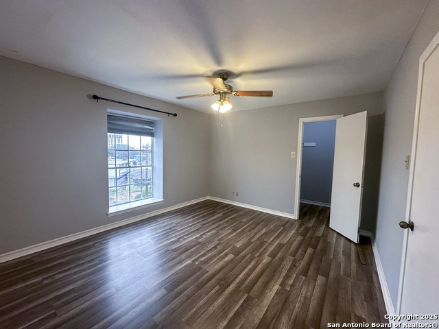 Image 12 of 25 For 8401 New Braunfels N 317 A