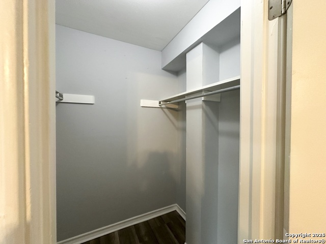 Image 8 of 25 For 8401 New Braunfels N 317 A