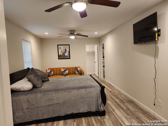 Image 12 of 20 For 1138 Santa Anna