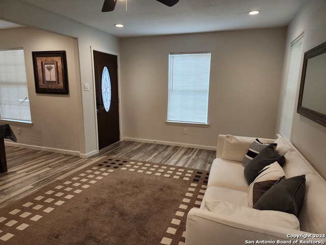 Image 3 of 20 For 1138 Santa Anna