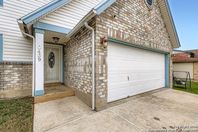 Details for 10439 Canyon, San Antonio, TX 78245
