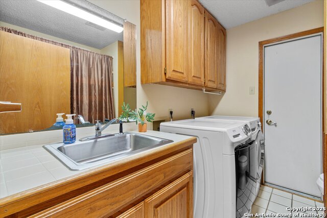 Image 23 of 46 For 407 Windsor Ln