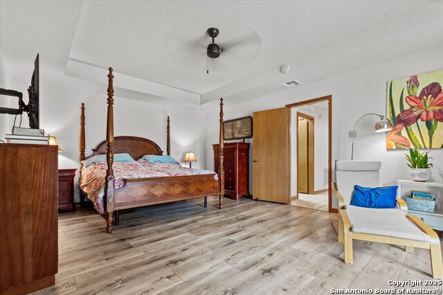 Image 24 of 46 For 407 Windsor Ln