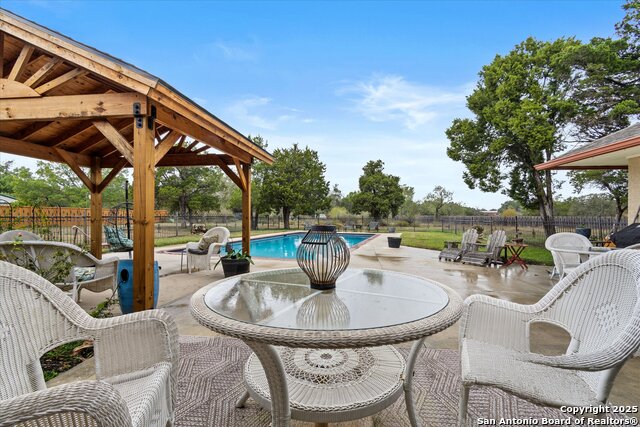 Image 39 of 46 For 407 Windsor Ln