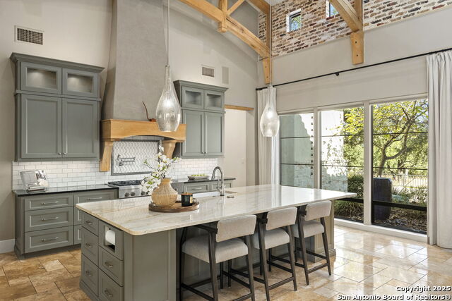 Image 14 of 44 For 226 Augusta