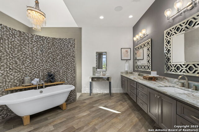 Image 23 of 44 For 226 Augusta