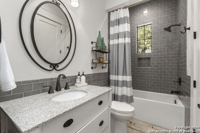 Image 27 of 44 For 226 Augusta