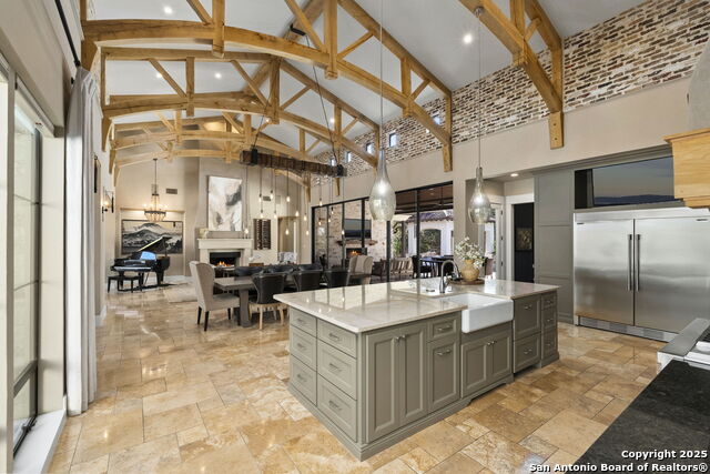 Image 8 of 44 For 226 Augusta