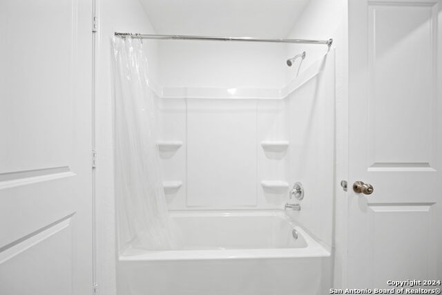 Image 17 of 23 For 12942 Deep Eddy