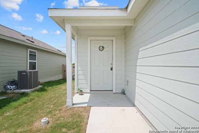 Image 2 of 23 For 12942 Deep Eddy