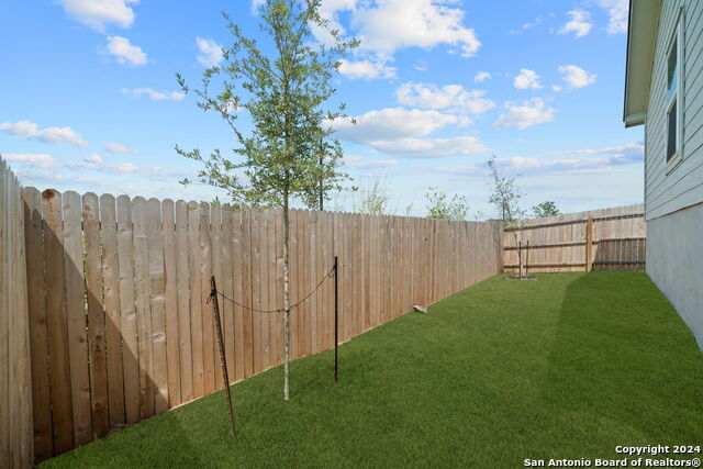 Image 21 of 23 For 12942 Deep Eddy