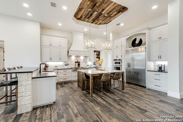 Listing photo id 16 for 65 Sabinas Ridge Rd