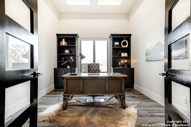 Listing photo id 32 for 65 Sabinas Ridge Rd