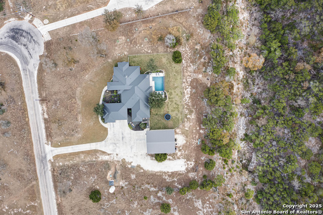 Listing photo id 44 for 65 Sabinas Ridge Rd