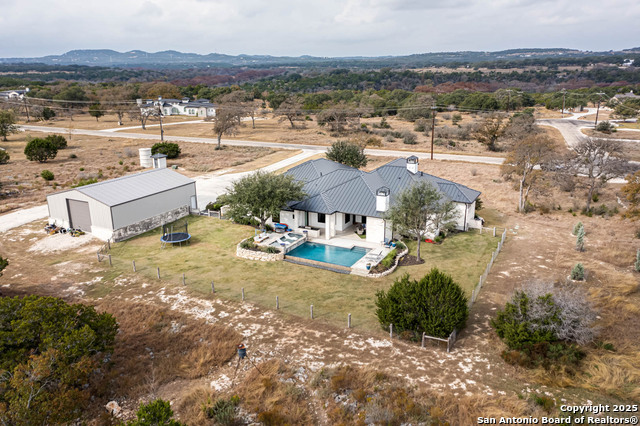 Listing photo id 45 for 65 Sabinas Ridge Rd