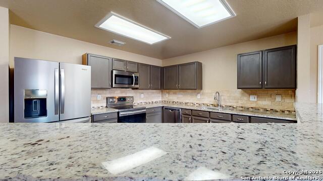 Image 17 of 54 For 406 Bluegrass