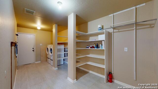 Image 23 of 54 For 406 Bluegrass