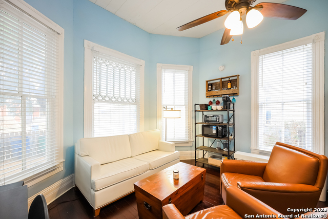 Image 6 of 10 For 823 Euclid W 4