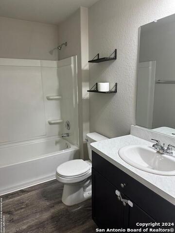 Image 9 of 14 For 5915 Lady Lane