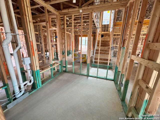 Image 15 of 21 For 181 Heidi Hill