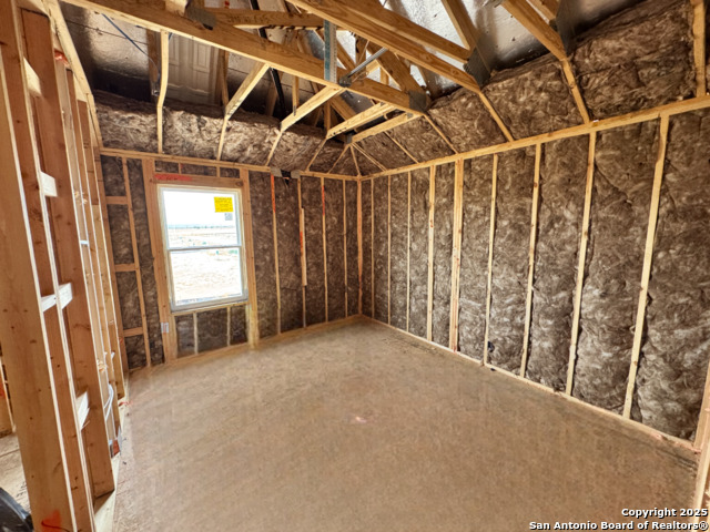 Image 18 of 21 For 181 Heidi Hill