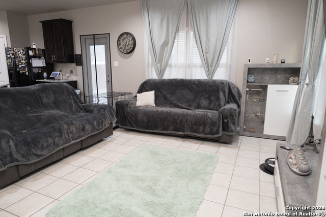 Image 5 of 24 For 102 Katy Way