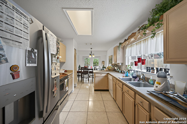 Listing photo id 4 for 4619 Rock Nettle