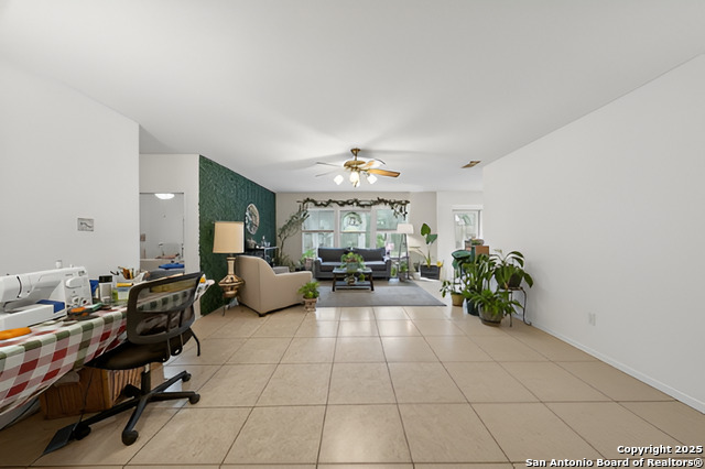 Listing photo id 7 for 4619 Rock Nettle