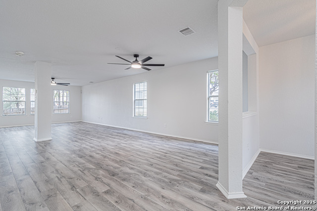 Image 3 of 42 For 6615 Suncliff Crst