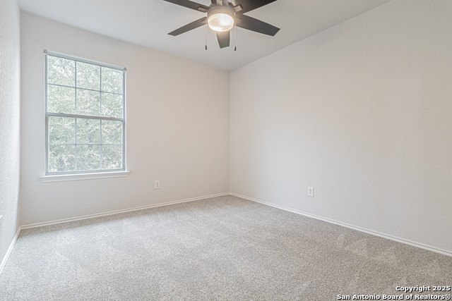 Image 32 of 42 For 6615 Suncliff Crst