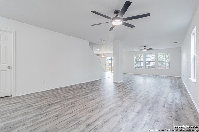 Image 9 of 42 For 6615 Suncliff Crst